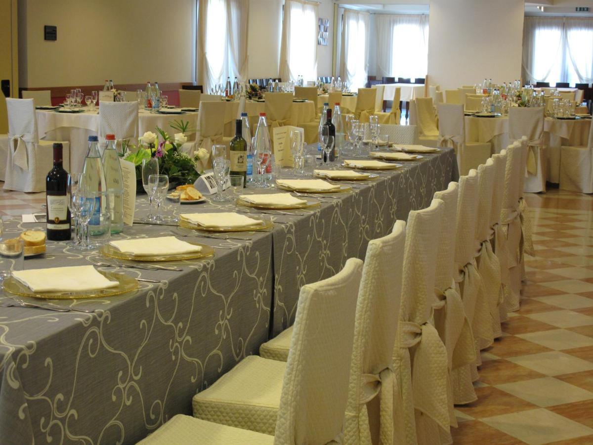 Park Hotel Italia Tezze sul Brenta ภายนอก รูปภาพ