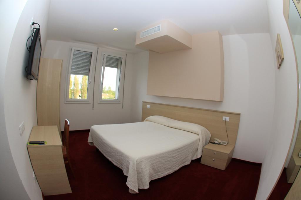 Park Hotel Italia Tezze sul Brenta ห้อง รูปภาพ